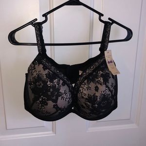 New With Tags Cacique Bold Lace Plunge Bra 42DDD